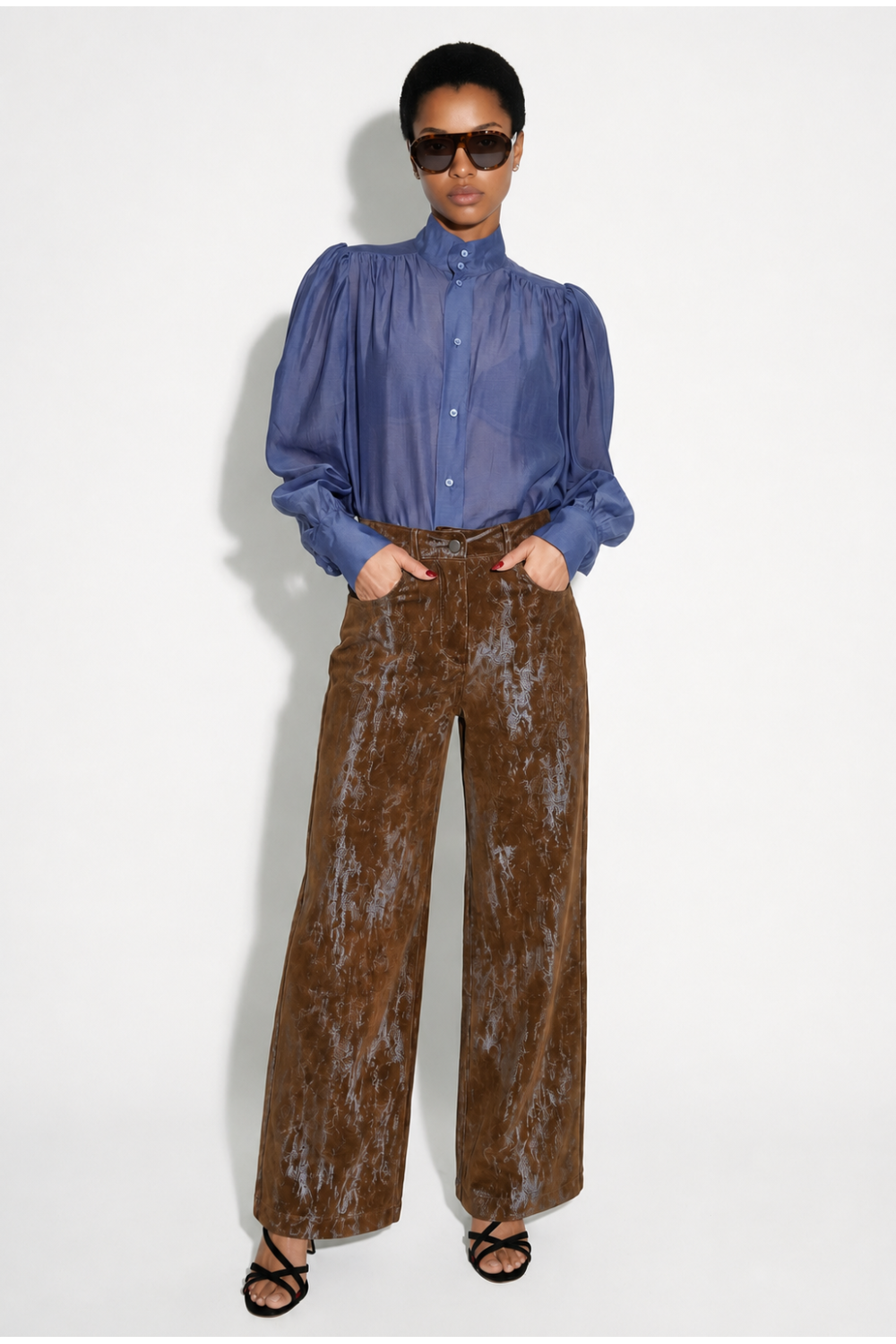 Swiggy corduroy pants in used brown, made in Italy