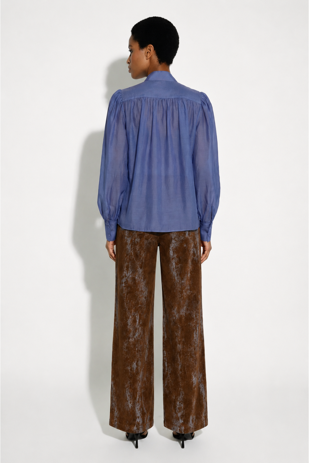 Swiggy corduroy pants in used brown, made in Italy